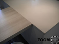 plan de travail cuisine-granit-quartz-silestone-jonction-ilot-quartz-table-bois-2.jpg