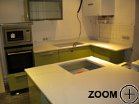 plan de travail cuisine-granit-quartz-blanc-vert-2.jpg